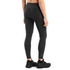 Arc'teryx Women's Essent High-Rise Leggings 26" - Black -Patagonia Outlet Sales Arcteryx SS23 EssentHighRise Black 04