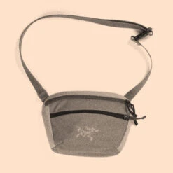 Arc'teryx Mantis 1 Waistpack - Sunstone/Retreat -Patagonia Outlet Sales Arcteryx SS23 MantisWaistpack SunstoneRetreat 03