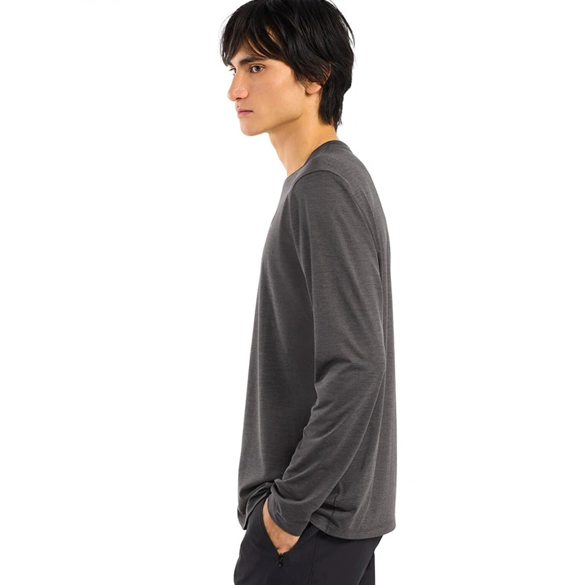 Arc'teryx Men's Cormac Crew L/S - Black Heather 3 Arc'teryx Men's Cormac Crew L/S - Black Heather - Image 3