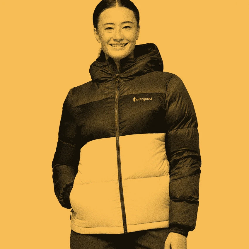 Cotopaxi Women's Solazo Down Hooded Jacket - Black & Maritime 3 Cotopaxi Women's Solazo Down Hooded Jacket - Black & Maritime - Image 3