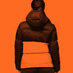 Cotopaxi Women's Solazo Down Hooded Jacket - Black & Maritime 8 Cotopaxi Women's Solazo Down Hooded Jacket - Black & Maritime -Patagonia Outlet Sales Cotopaxi WsSolazoJacket Maritime 04