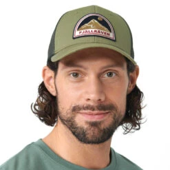 FJÄLLRÄVEN Badge Långtradarkeps - Green -Patagonia Outlet Sales Fjallraven BadgeCap Green 04