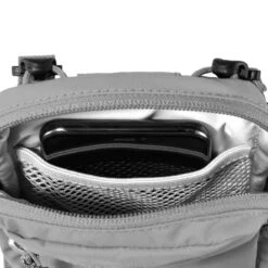 FJÄLLRÄVEN High Coast Pocket - Navy -Patagonia Outlet Sales Fjallraven HighCoastPocket Black 07 7c1794d5 23ea 44ce a706 bfee02fee2fc