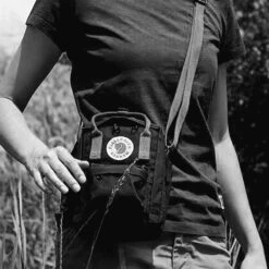 FJÄLLRÄVEN Kånken Sling - Arctic Green -Patagonia Outlet Sales Fjallraven KankenSling FlamingoPink 05 e5d56891 0276 4eea 8325 909e49c45382