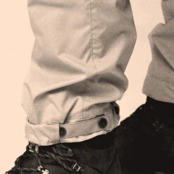 FJÄLLRÄVEN Men's Vidda Pro Lite Trousers - Reg - Laurel Green -Patagonia Outlet Sales Fjallraven SS23 ViddaProLiteTrousers DarkGrey 05 b6227603 7f8a 4527 a214 ff28449fddb9