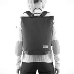 FJÄLLRÄVEN Vardag Totepack - Storm -Patagonia Outlet Sales Fjallraven VardagTotepack Black 05 77b892d1 6ddd 4ca2 8bf1 abd7e789a163