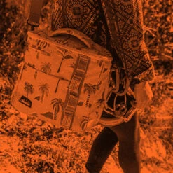 KAVU Snack Sack - Color Run -Patagonia Outlet Sales KAVU SS23 01SnackSack ColourRun 05