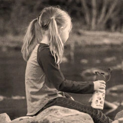 Klean Kanteen Kid Narrow Classic 12oz W/ Sport Cap - Planets -Patagonia Outlet Sales KleanKanteen SS23 12ozKidNarrow Planets 04