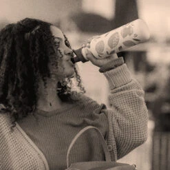 Klean Kanteen Classic 27oz W/ Sport Cap - Old Gold -Patagonia Outlet Sales KleanKanteen SS23 27ozClassic SeaSpray 04 b81f128f d4c6 4d82 a36e 52644cba4706