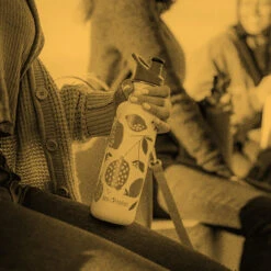 Klean Kanteen Classic 27oz W/ Sport Cap - Old Gold -Patagonia Outlet Sales KleanKanteen SS23 27ozClassic SeaSpray 05 880a7825 a447 45f5 9832 65f931a2a0ae