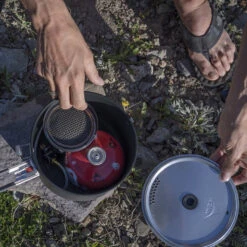 MSR Windburner Sauce Pot 10 MSR Windburner Sauce Pot -Patagonia Outlet Sales MSR CeramicSaucePot 05