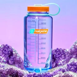 Nalgene 32oz/1L WM Tritan Sustain Bottle - Amethyst -Patagonia Outlet Sales Nalgene WM 32oz Amethyst 04