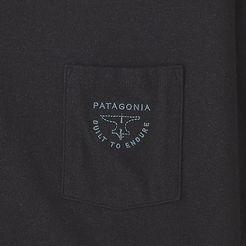 Patagonia Men's Forge Mark Crest Pocket Responsibili-Tee - Ink Black 2 Patagonia Men's Forge Mark Crest Pocket Responsibili-Tee - Ink Black - Image 2