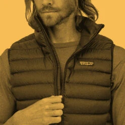 Patagonia Men's Down Sweater Vest - New Navy -Patagonia Outlet Sales Patagonia AW22 MsDownSweaterVest Navy 04