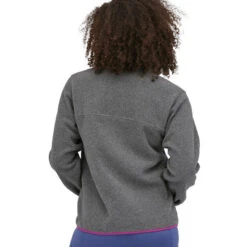 Patagonia Women's LW Synchilla Snap-T Fleece Pullover - Nickel W/Amaranth Pink 7 Patagonia Women's LW Synchilla Snap-T Fleece Pullover - Nickel W/Amaranth Pink -Patagonia Outlet Sales Patagonia AW22 WSynchillaPullover NLAM 04