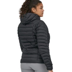 Patagonia Women's Down Sweater Hoody - Black -Patagonia Outlet Sales Patagonia AW22 WsDownSweaterHoody Black 04