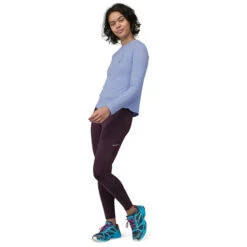 Patagonia Women's L/S Capilene Cool Trail Shirt - Walk Your Patch: Pale Periwinkle -Patagonia Outlet Sales Patagonia AW23 WsLSCapCoolTrailShirt WKPE 04