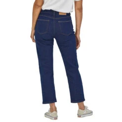 Patagonia Women's Straight Fit Jeans - Original Standard -Patagonia Outlet Sales Patagonia WsStraightFitJeans 05