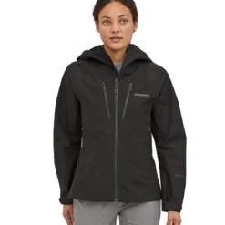 Patagonia Women's Triolet Jacket - Black 9 Patagonia Women's Triolet Jacket - Black -Patagonia Outlet Sales Patagonia WsTrioletJacket Black 02