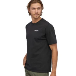 Patagonia Men's P-6 Logo Responsibili-Tee - Black -Patagonia Outlet Sales SS23 Patagonia P6ResponsibiliTee BLK 01