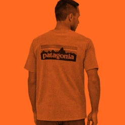 Patagonia Men's P-6 Logo Responsibili-Tee - Surfboard Yellow -Patagonia Outlet Sales SS23 Patagonia P6ResponsibiliTee SUYE 02